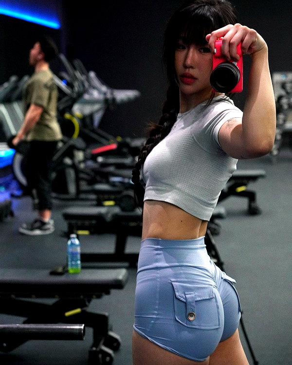 yumiiimy instagram image archive image