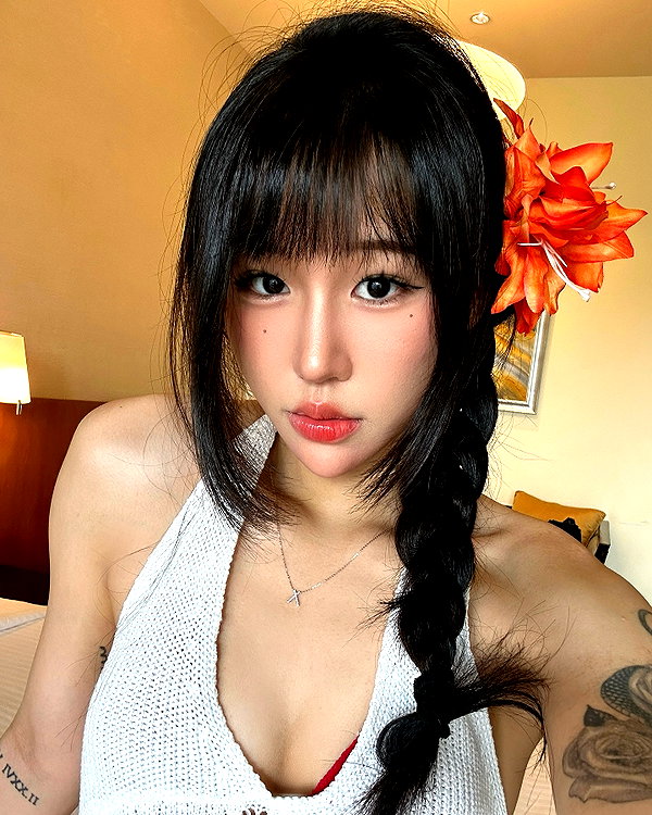 yumiiimy instagram image archive image