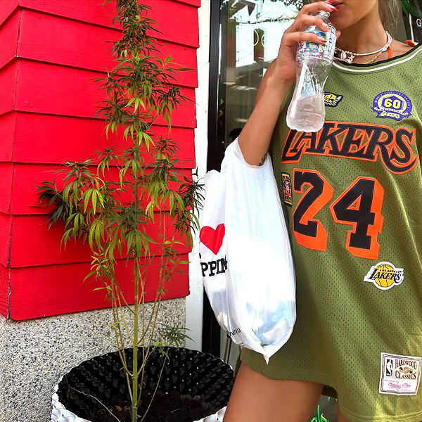 yumisback17 instagram image archive image