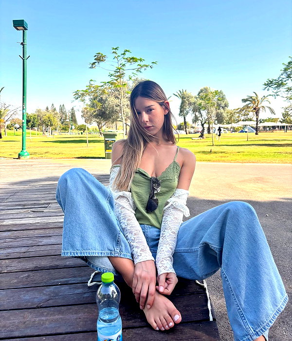 yumisback17 instagram image archive image