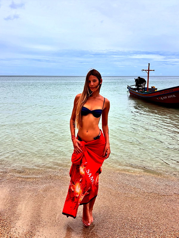 yumisback17 instagram image archive image