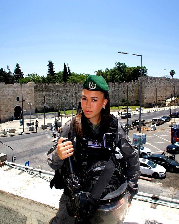 yuval.rene.pinto instagram image archive image