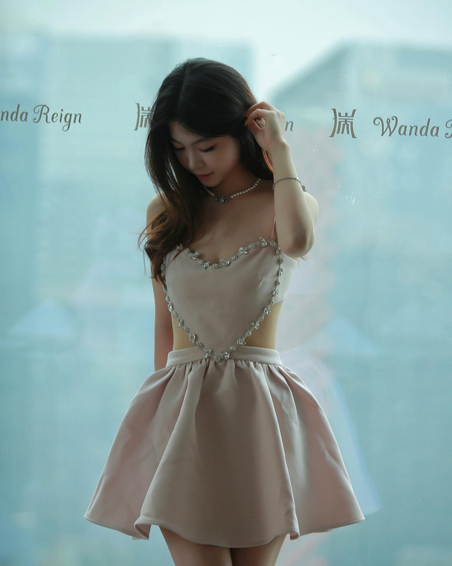 ywwyiiing instagram image archive image