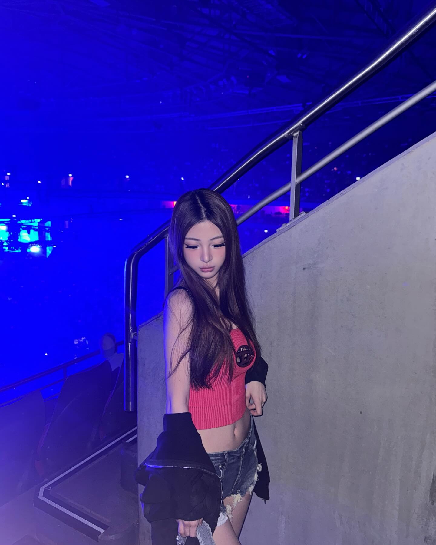 ywwyiiing instagram image archive image