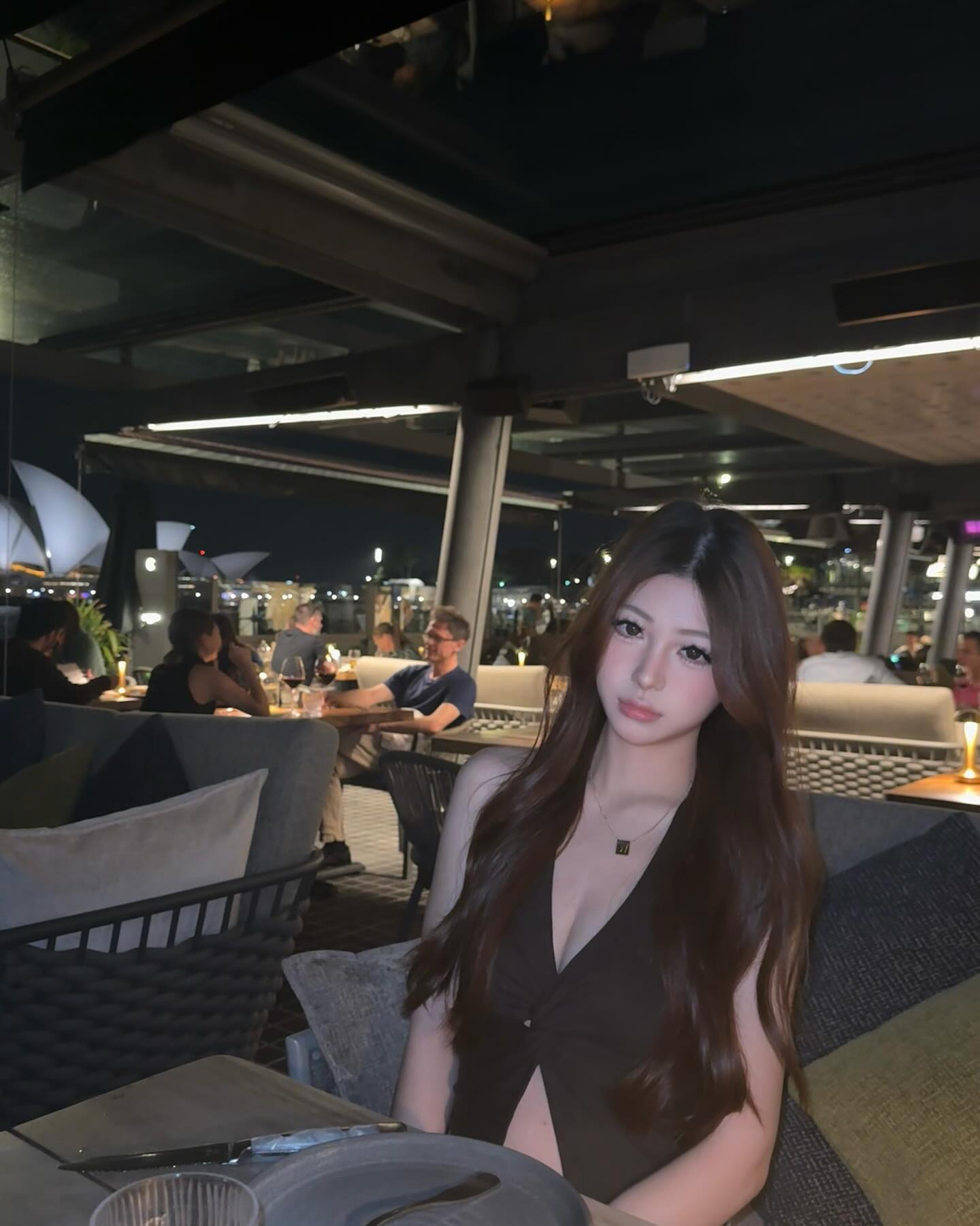 ywwyiiing instagram image archive image