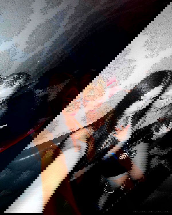 ywwyiiing image ~ Altpins