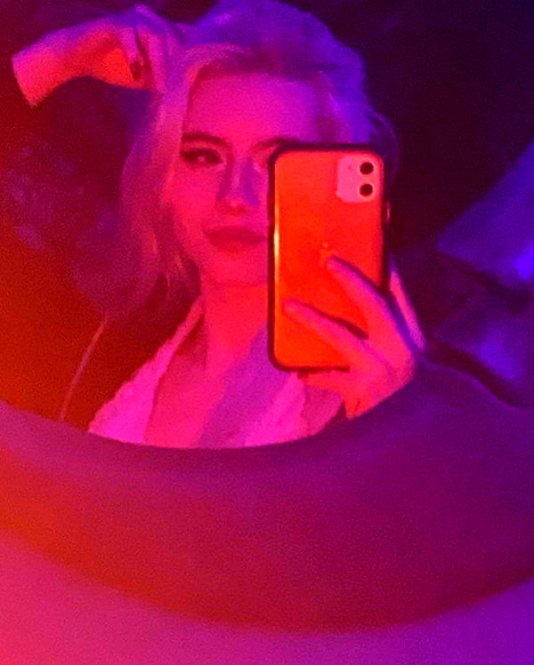 zia__jones instagram image archive image