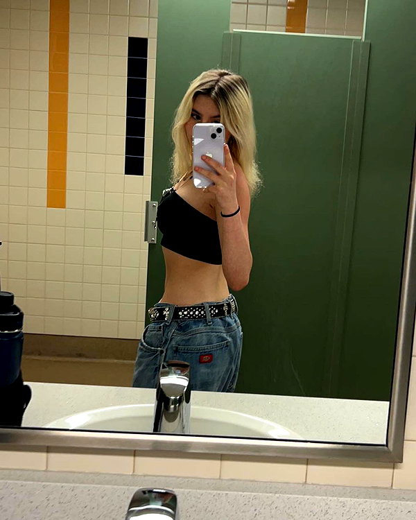 zia__jones instagram image archive image
