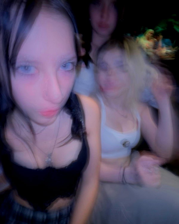 zia__jones instagram image archive image
