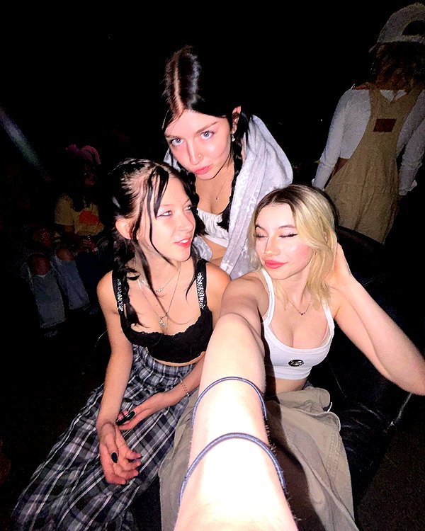 zia__jones instagram image archive image