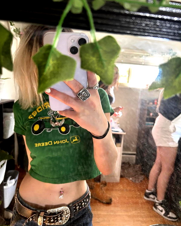 zia__jones instagram image archive image
