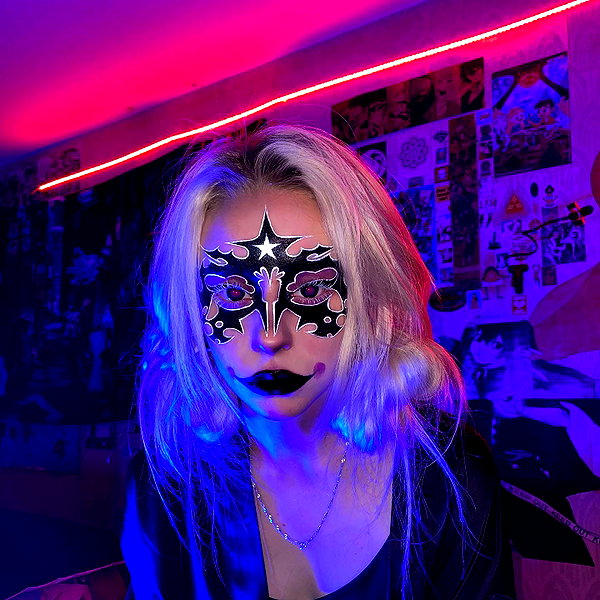 zira_merz instagram image archive image