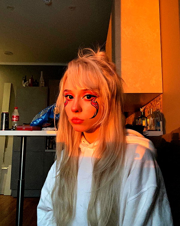 zira_merz instagram image archive image
