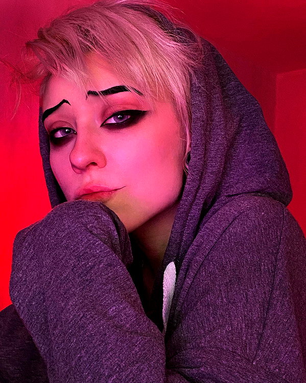 zira_merz instagram image archive image