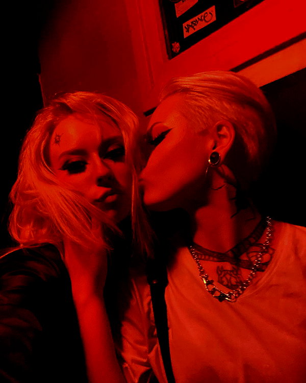 zira_merz instagram image archive image