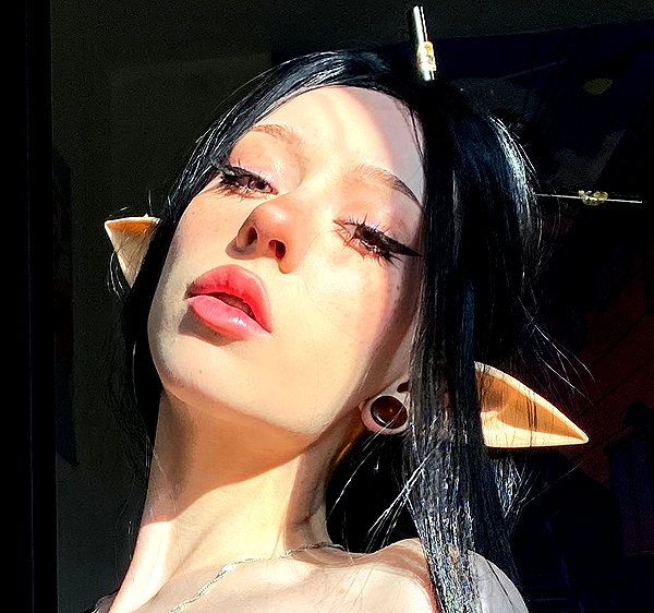 zira_merz instagram image archive image