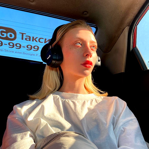 zira_merz instagram image archive image