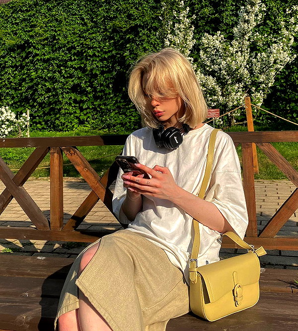 zira_merz instagram image archive image