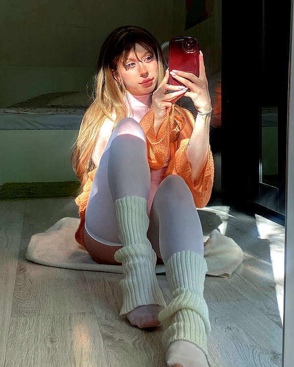 zira_merz instagram image archive image