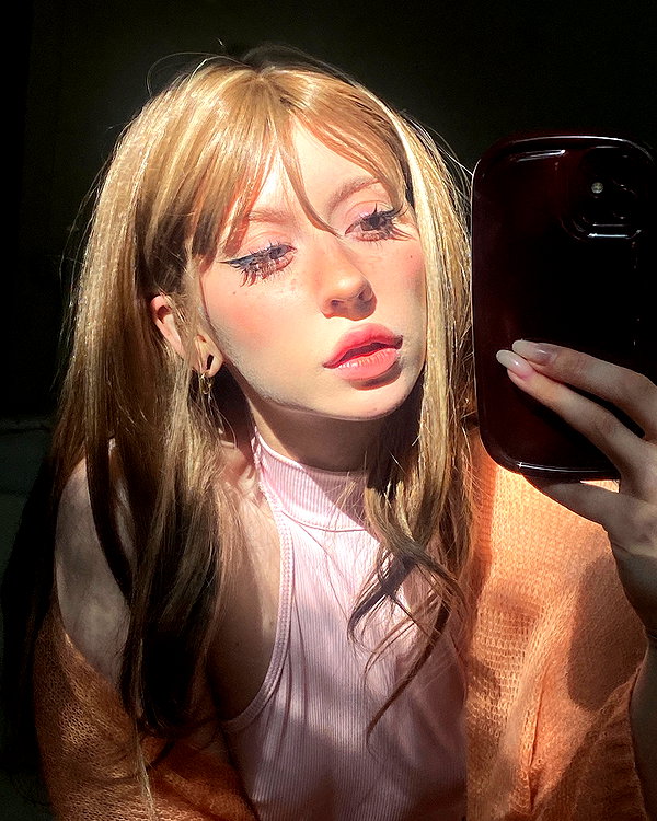 zira_merz instagram image archive image