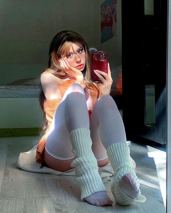 zira_merz instagram image archive image