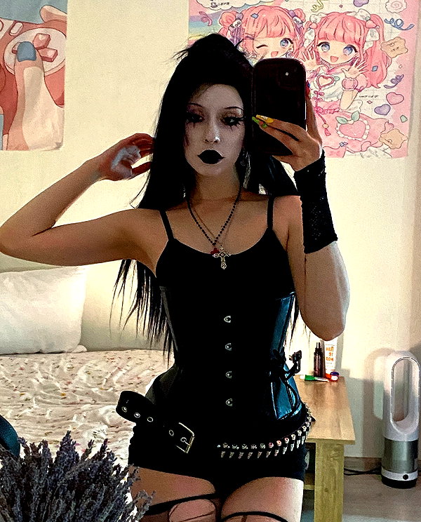 zira_merz instagram image archive image