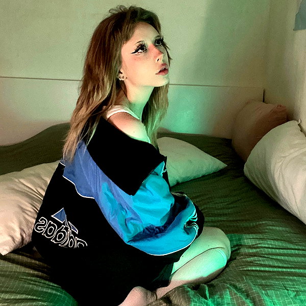 zira_merz instagram image archive image