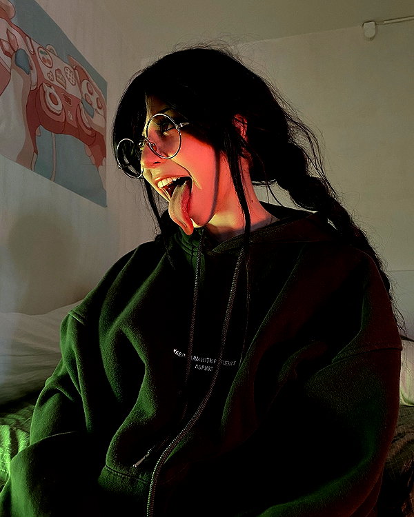 zira_merz instagram image archive image