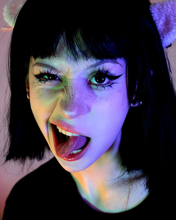 zira_merz instagram image archive image