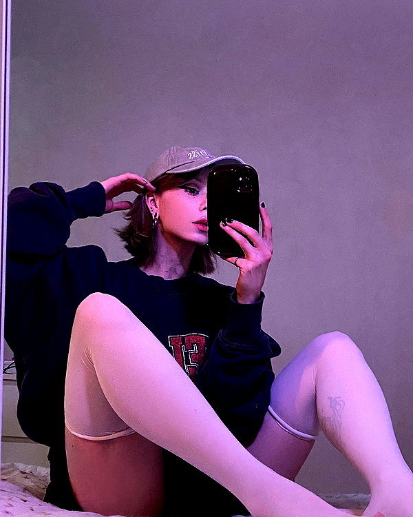 zira_merz instagram image archive image