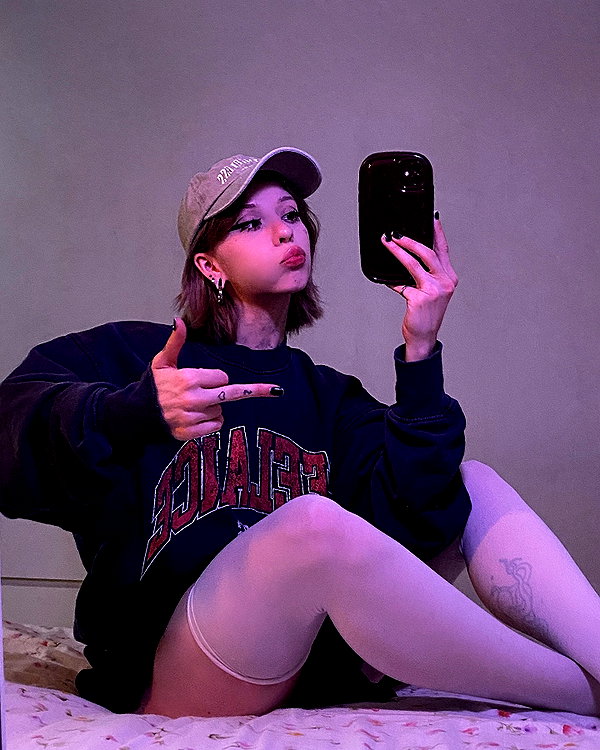 zira_merz instagram image archive image