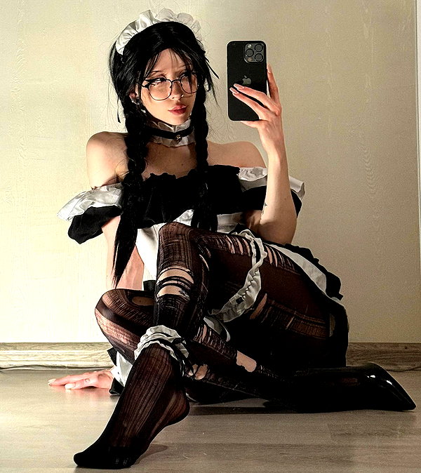 zira_merz instagram image archive image