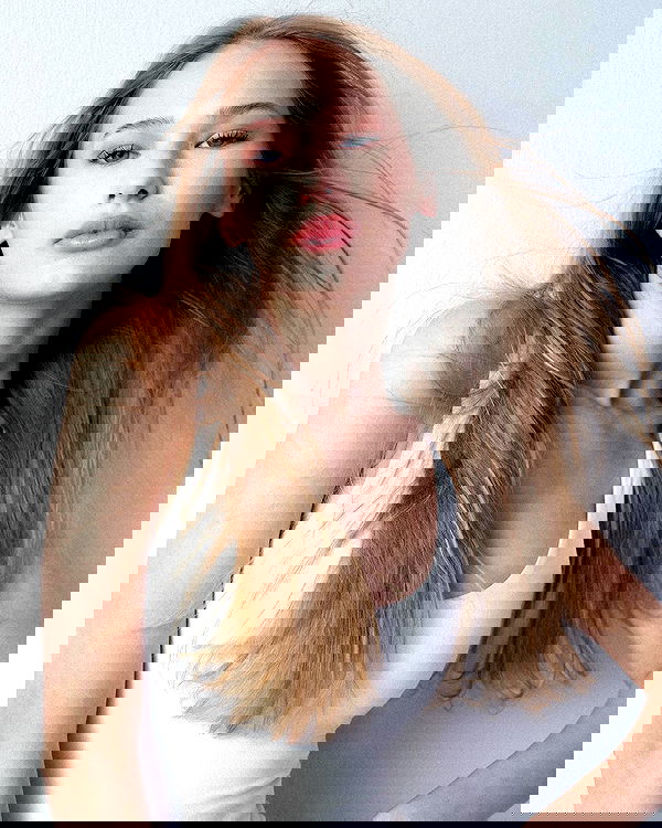 zlata_shipulin zlata_shipulin archive image