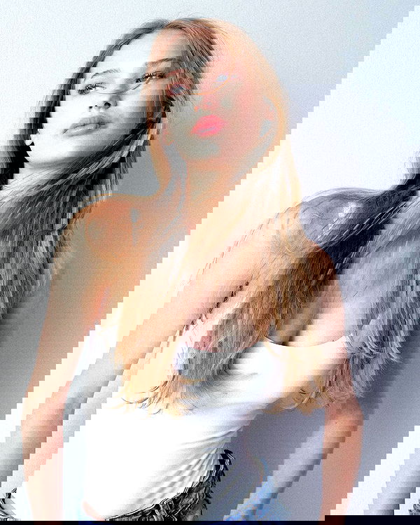 zlata_shipulin zlata_shipulin archive image