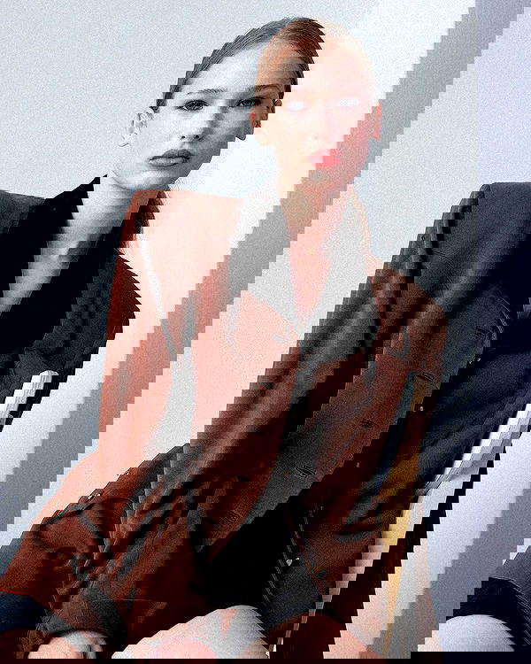 zlata_shipulin zlata_shipulin archive image