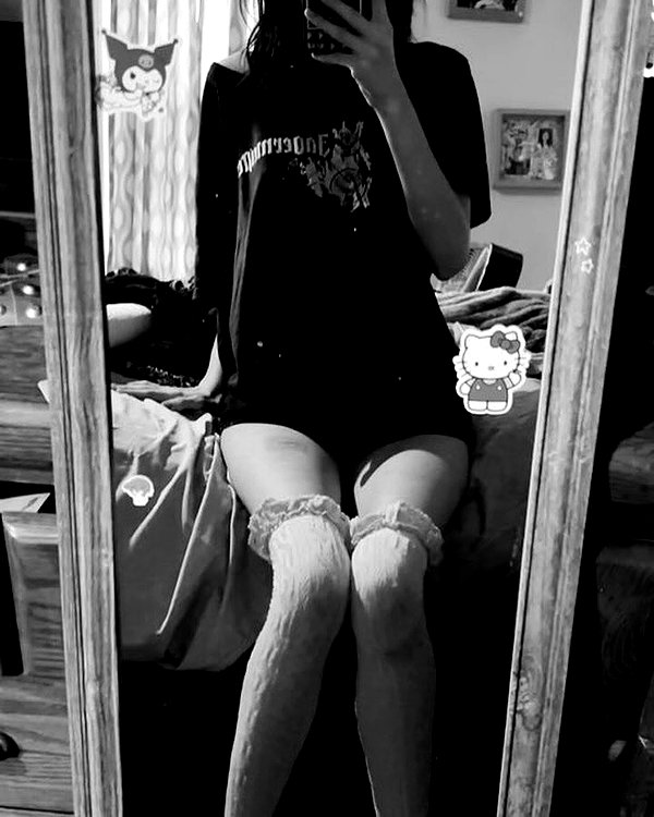 zmbigrl0_o instagram image archive image