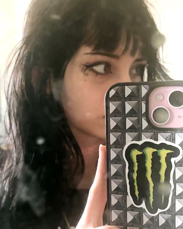 zmbigrl0_o instagram image archive image