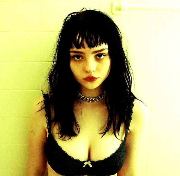zmbigrl0_o instagram image archive image