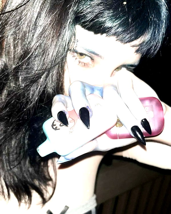 zmbigrl0_o zmbigrl0_o archive image