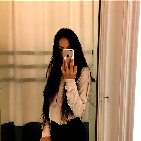 zoe.serena instagram image archive image