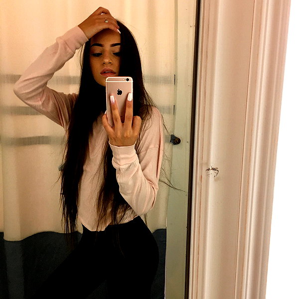 zoe.serena instagram image archive image