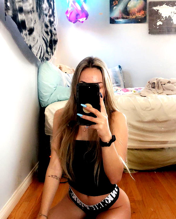 zoe.serena instagram image archive image