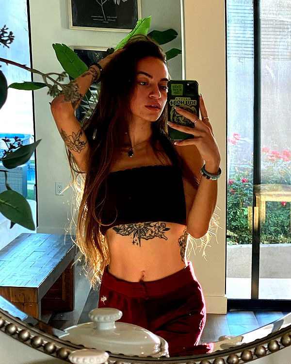 zoe.serena instagram image archive image