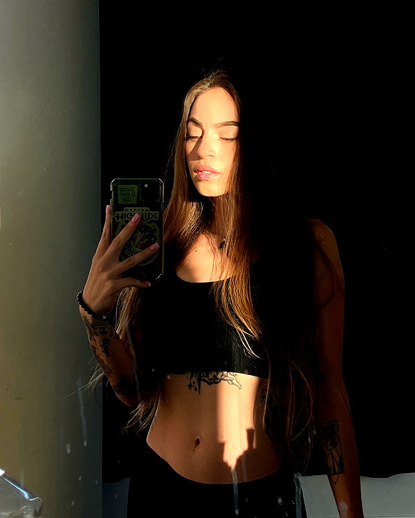 zoe.serena instagram image archive image