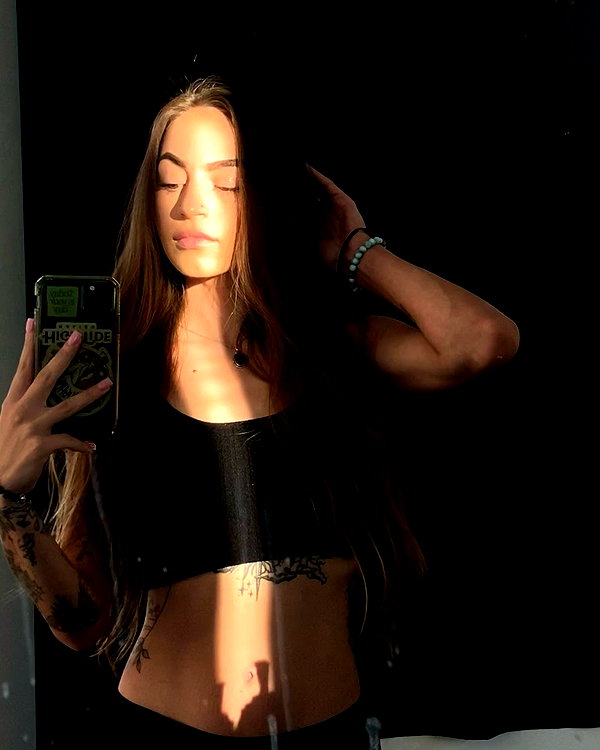 zoe.serena instagram image archive image