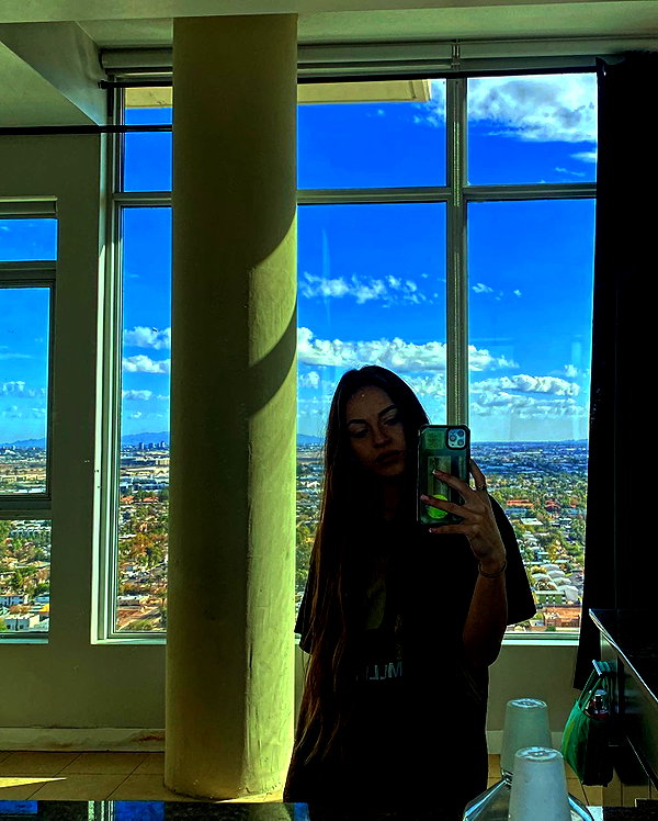 zoe.serena instagram image archive image