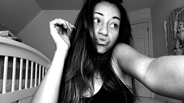 zoe.serena instagram image archive image