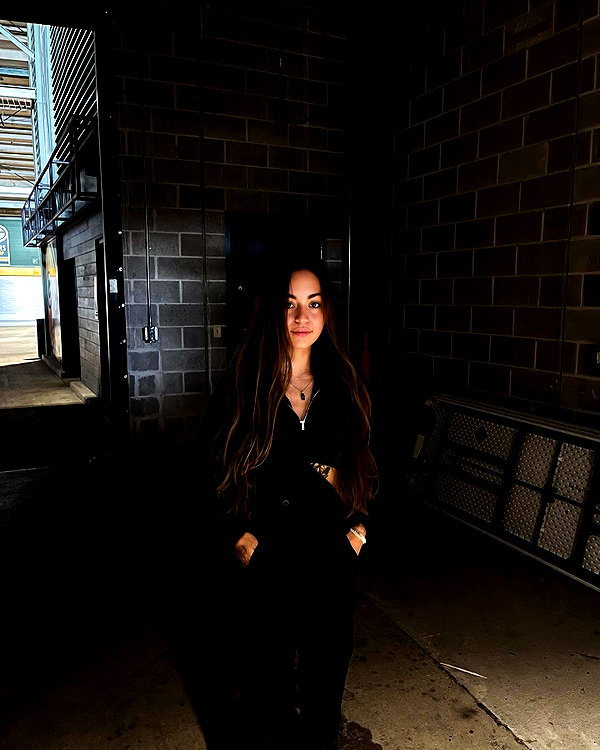 zoe.serena instagram image archive image