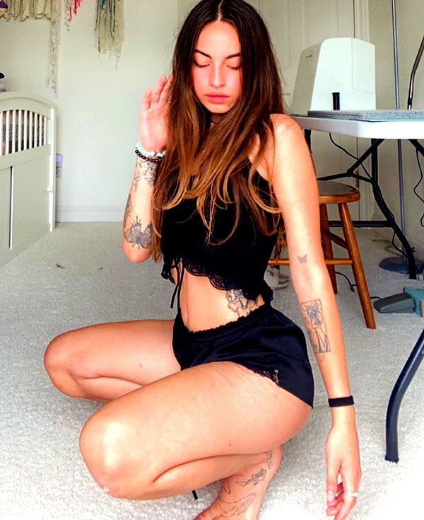 zoe.serena instagram image archive image