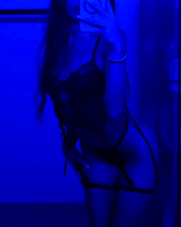zoe.serena instagram image archive image